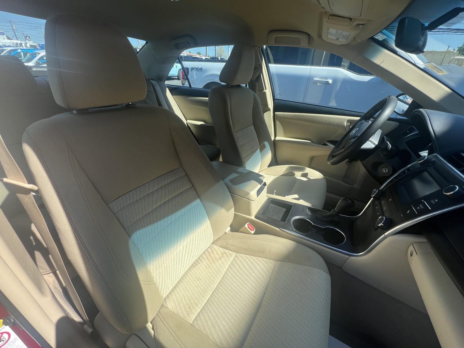 2017 Toyota Camry SE
