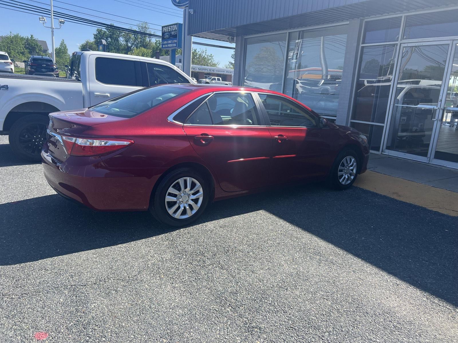 2017 Toyota Camry SE