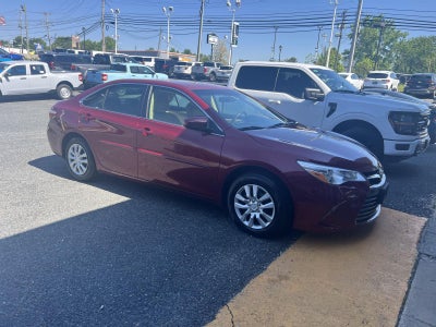 2017 Toyota Camry SE