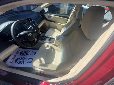 2017 Toyota Camry SE