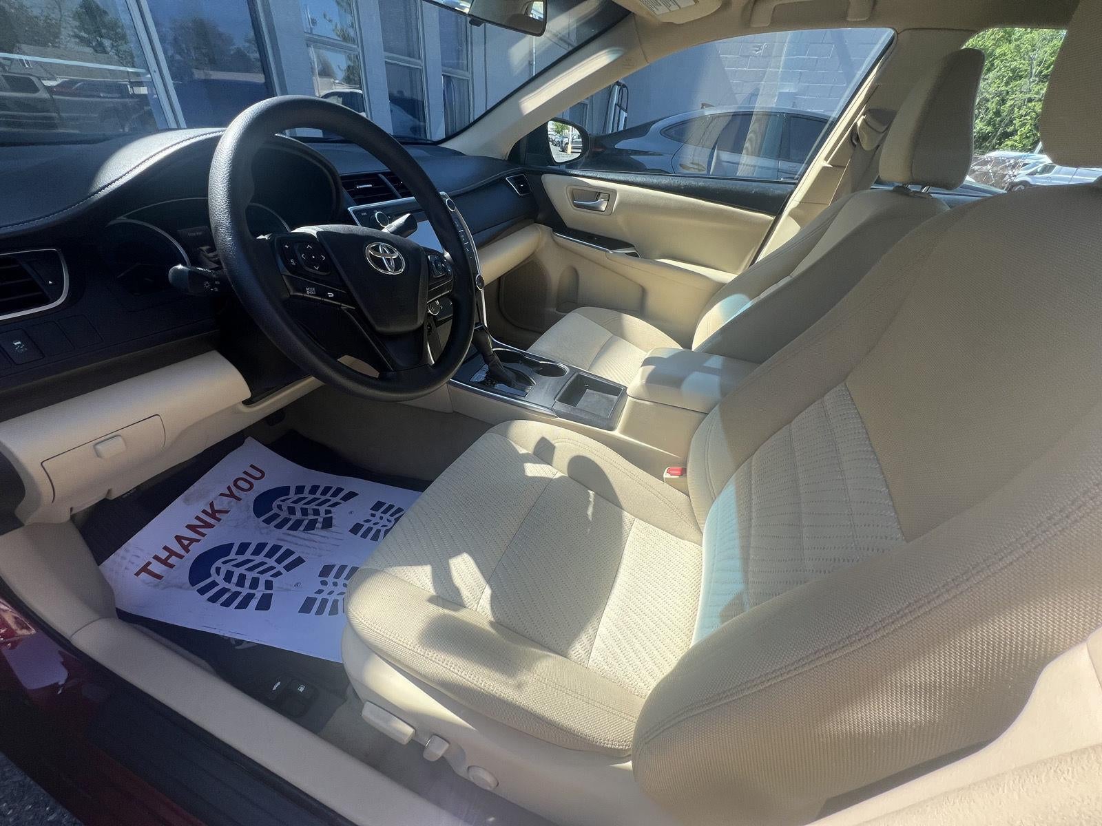 2017 Toyota Camry SE