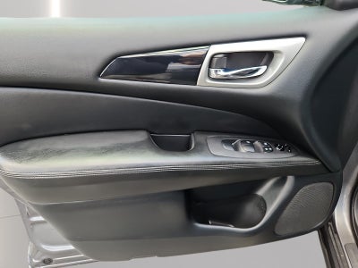 2020 Nissan Pathfinder S