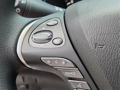 2020 Nissan Pathfinder S
