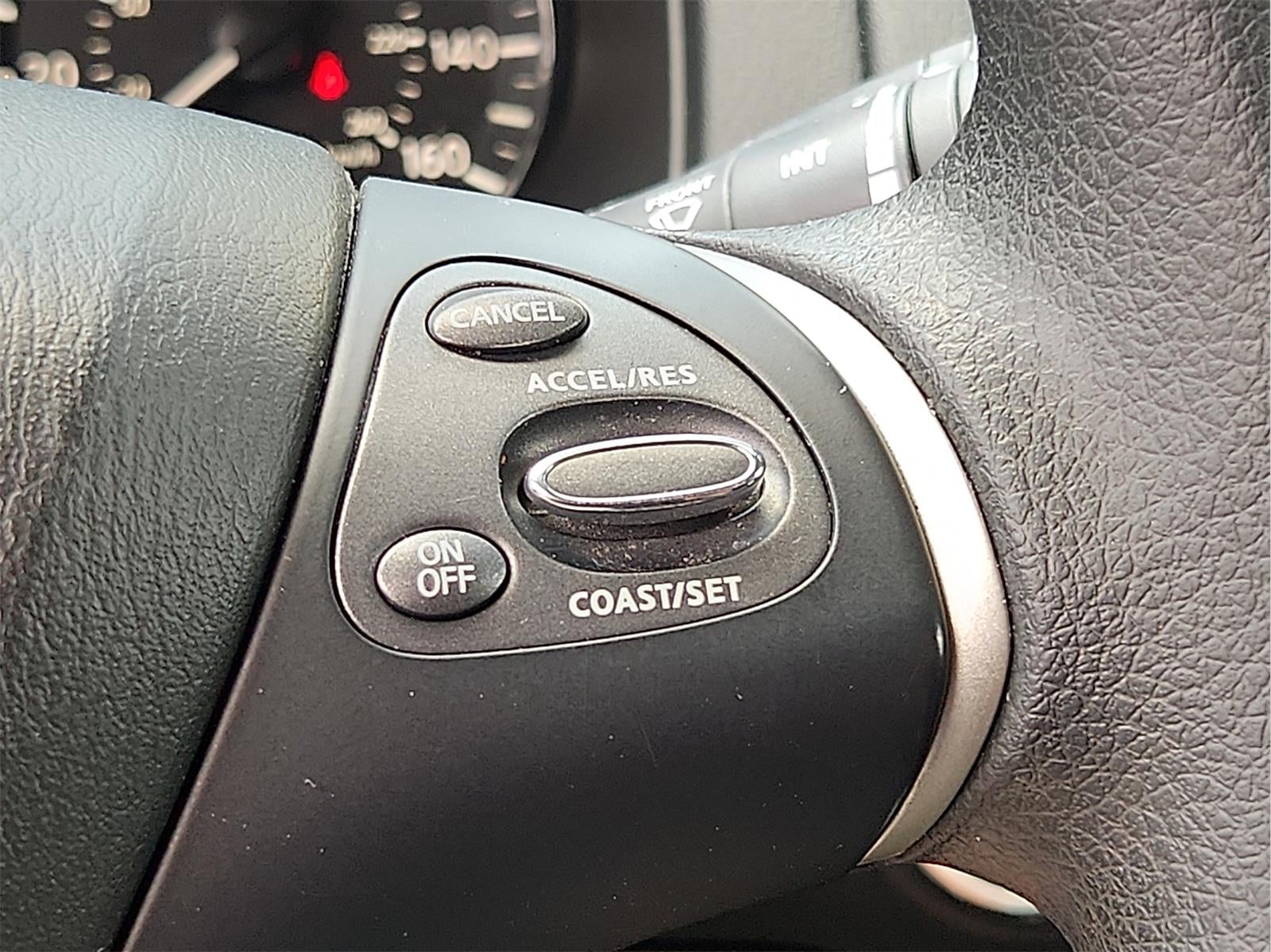 2020 Nissan Pathfinder S