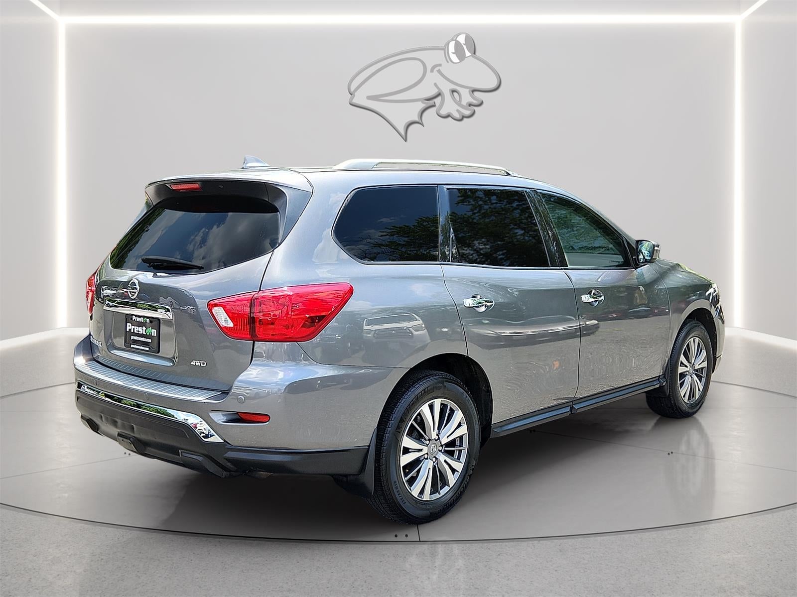 2020 Nissan Pathfinder S