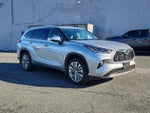 2023 Toyota Highlander Hybrid Platinum