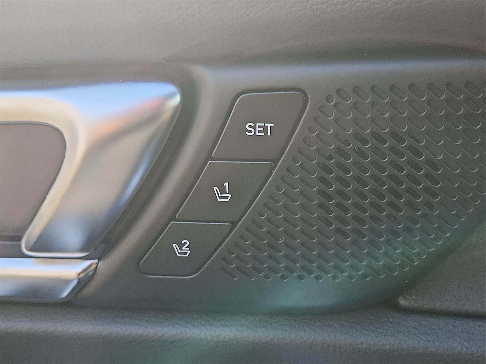 2024 Kia TELLURIDE Base