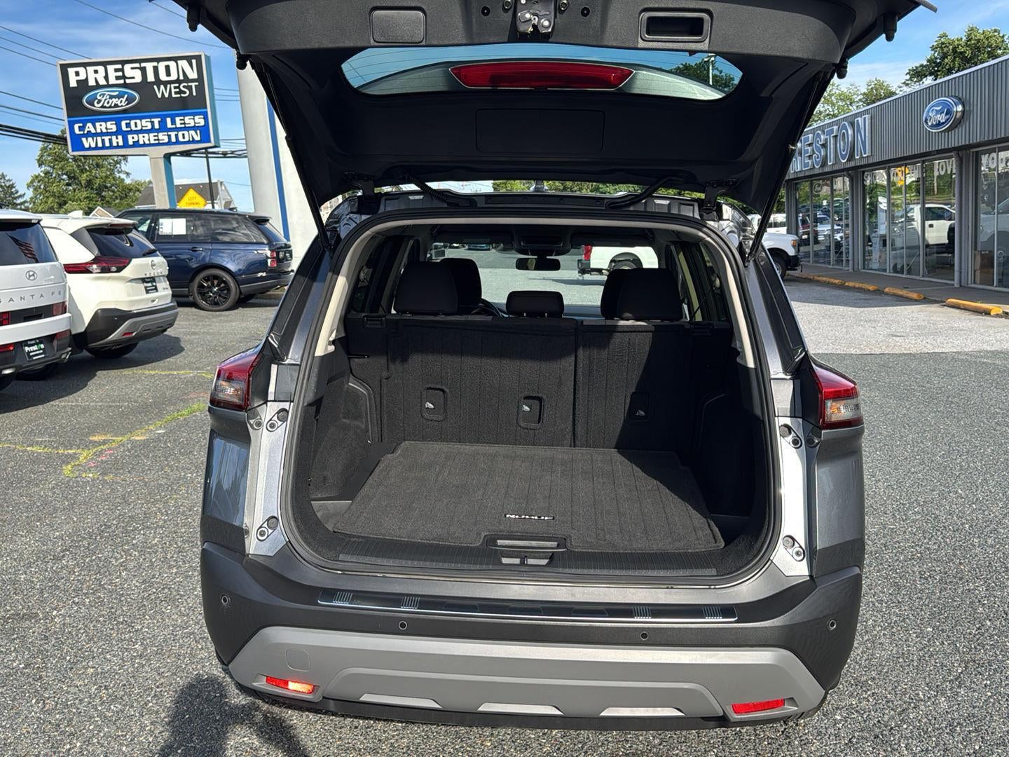 2023 Nissan ROGUE Base