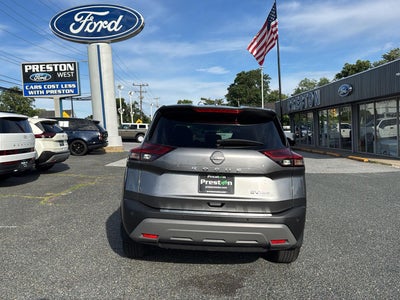 2023 Nissan ROGUE Base