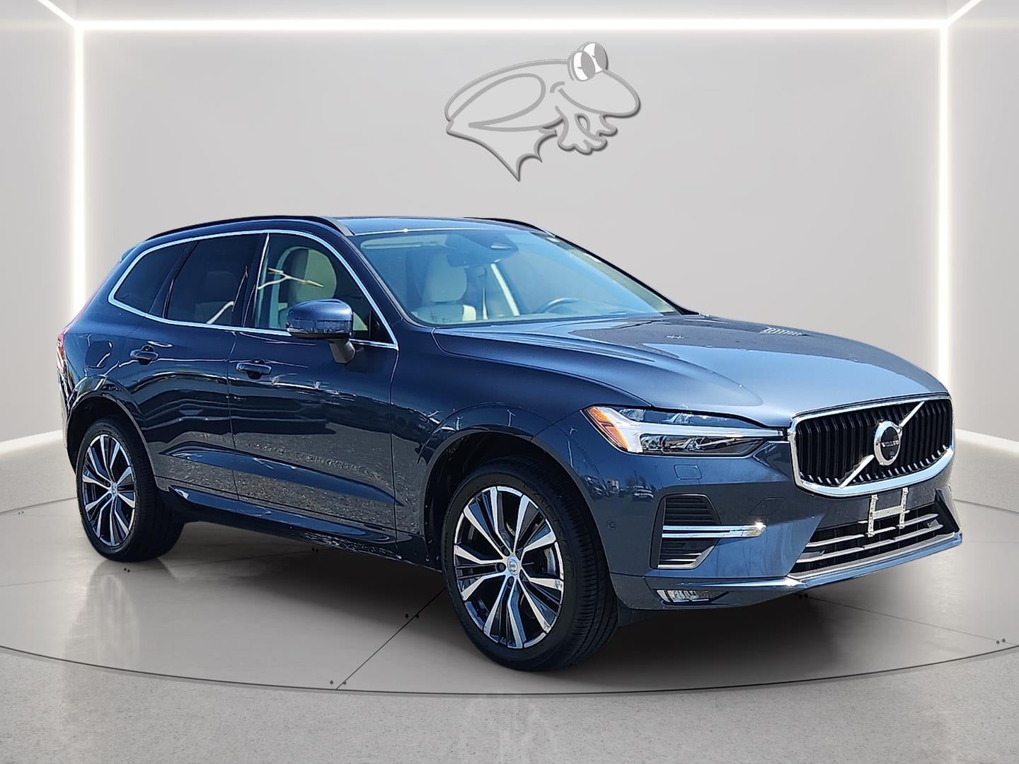 2022 Volvo XC60 Momentum