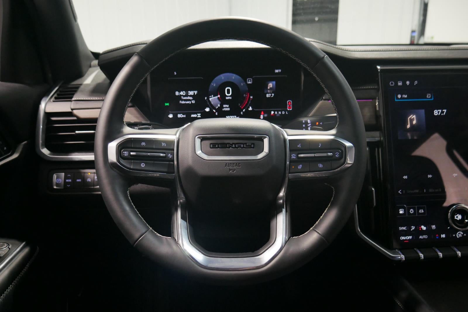 2024 GMC Acadia AWD Denali