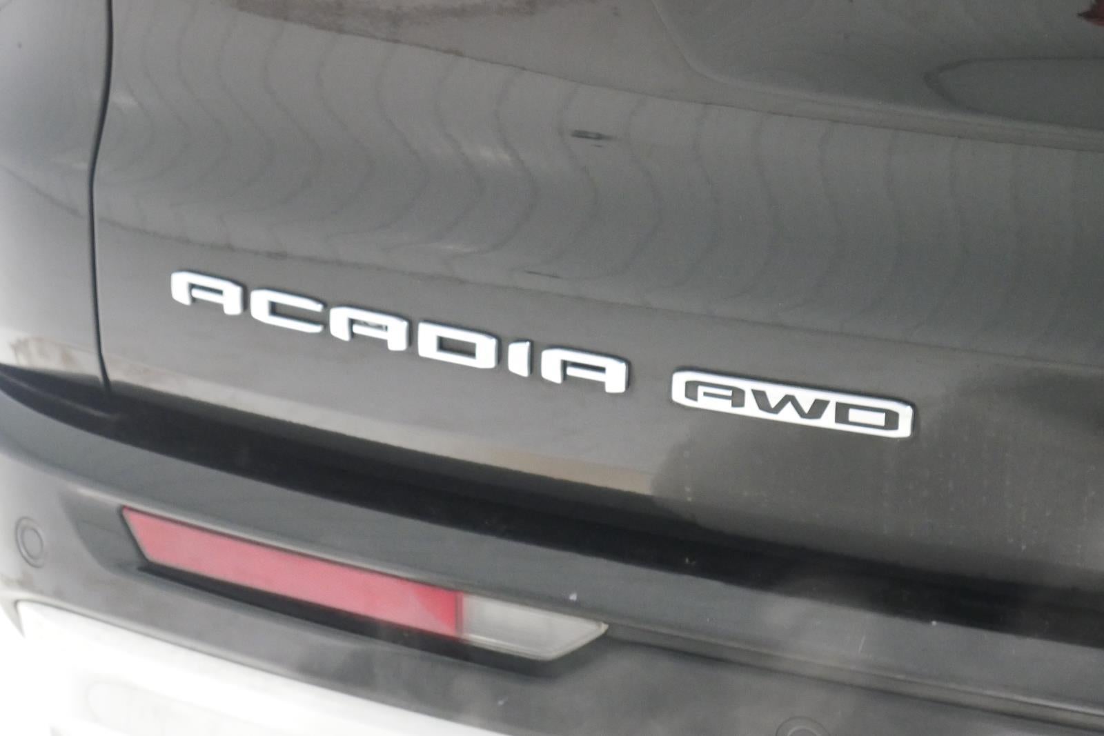 2024 GMC Acadia AWD Denali
