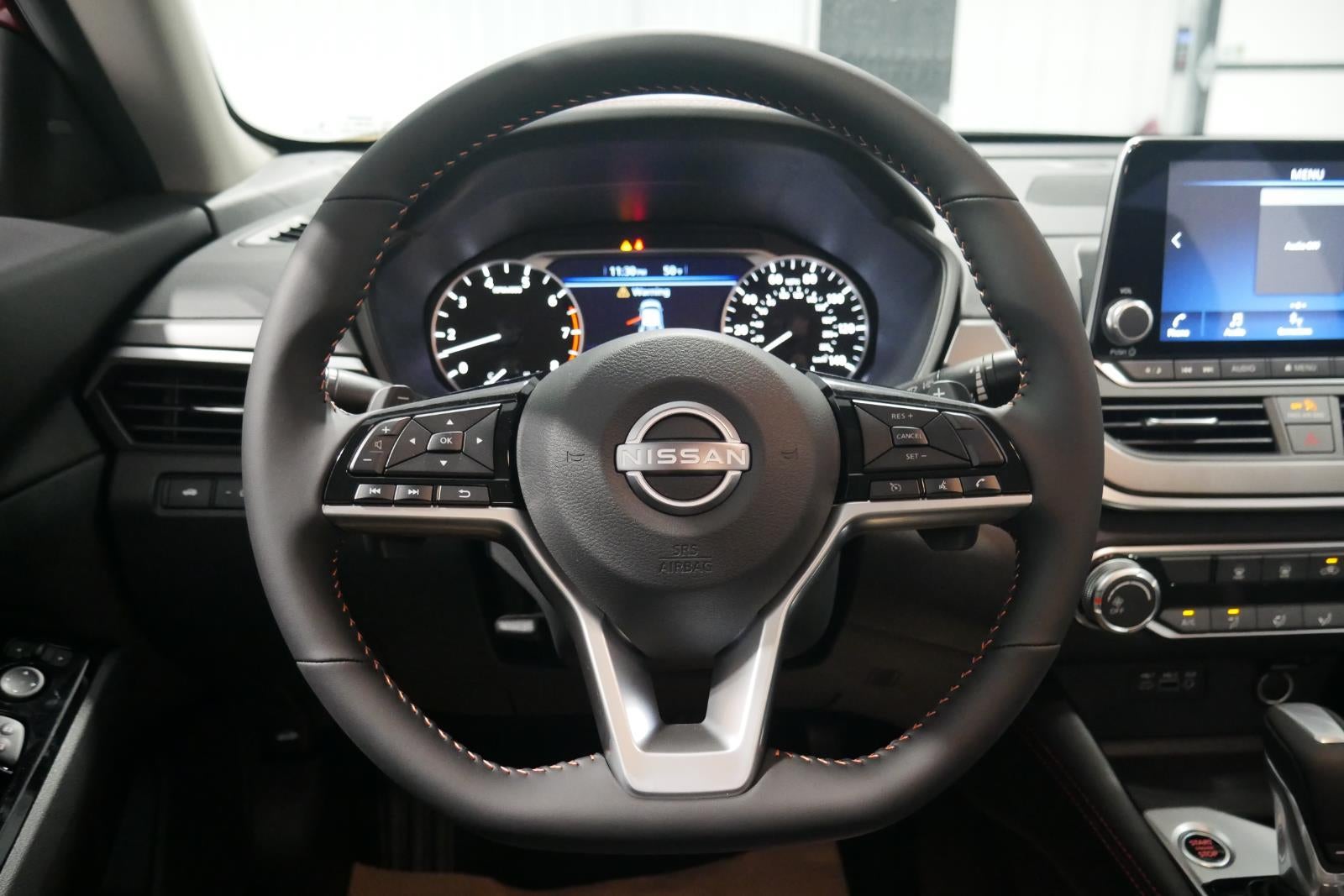 2025 Nissan Altima SR