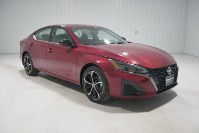 2025 Nissan Altima SR