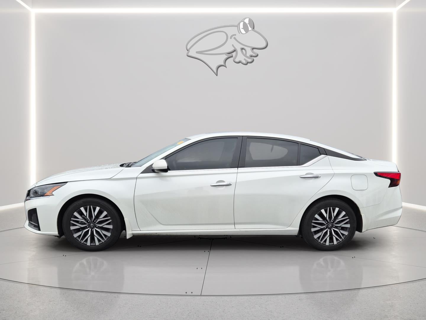 2023 Nissan ALTIMA SV