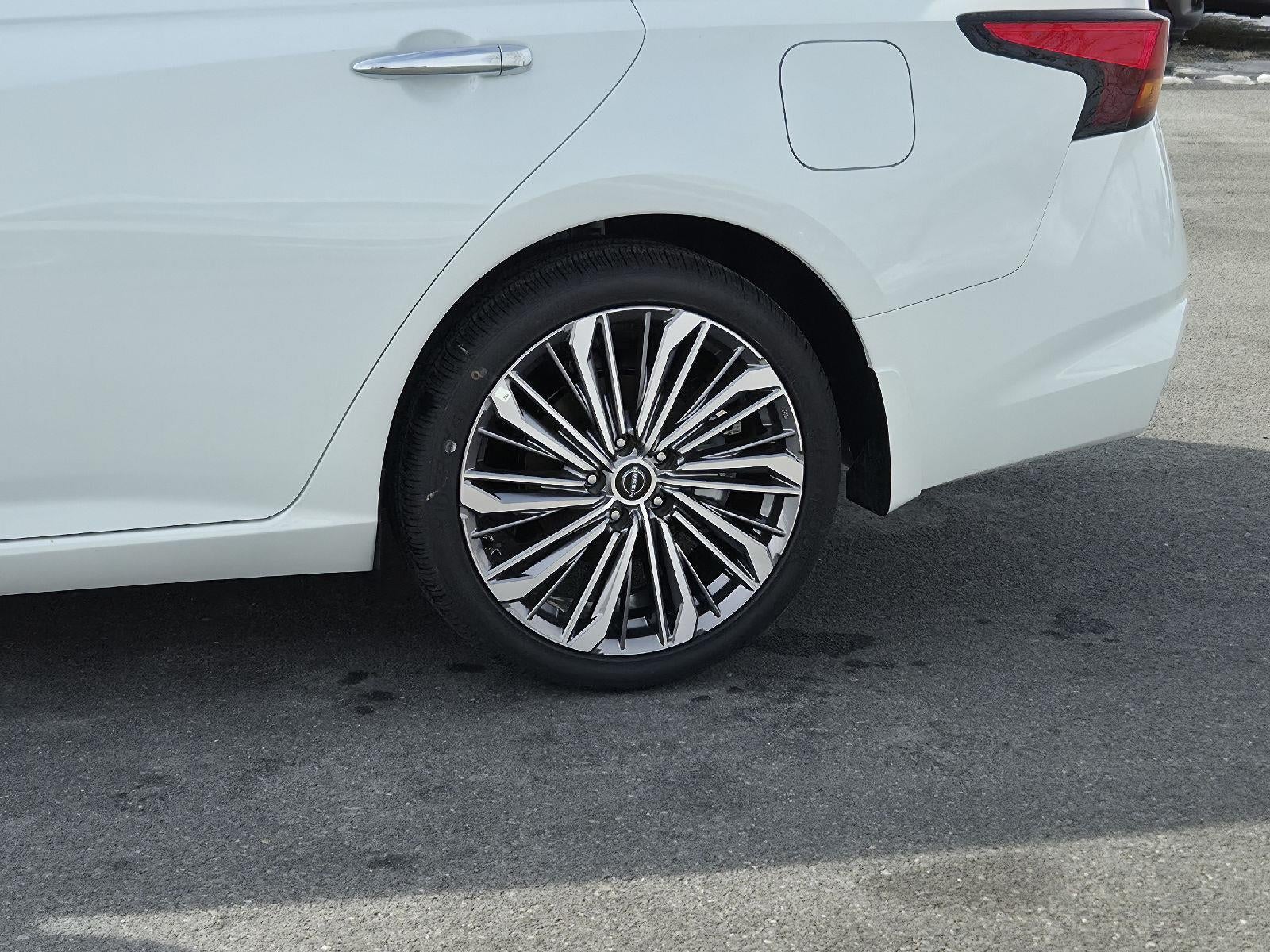 2025 Nissan Altima SL