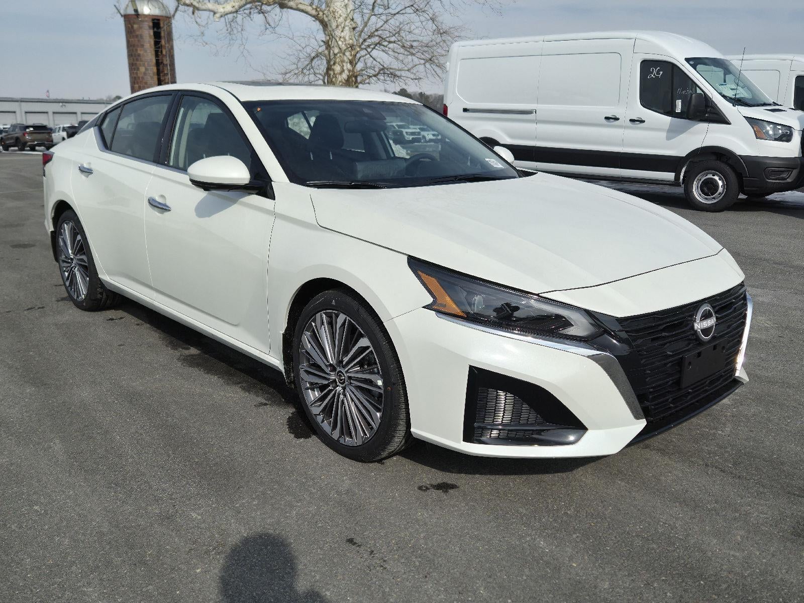 2025 Nissan Altima SL