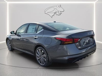 2025 Nissan Altima SL