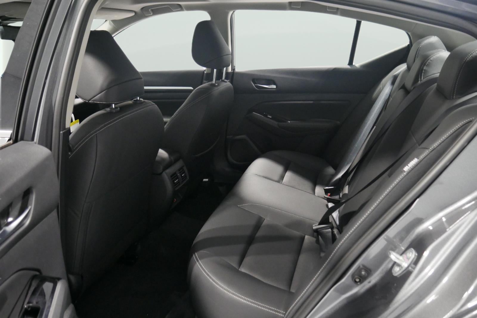 2025 Nissan Altima SL