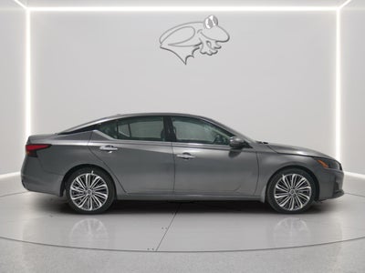 2025 Nissan Altima SL