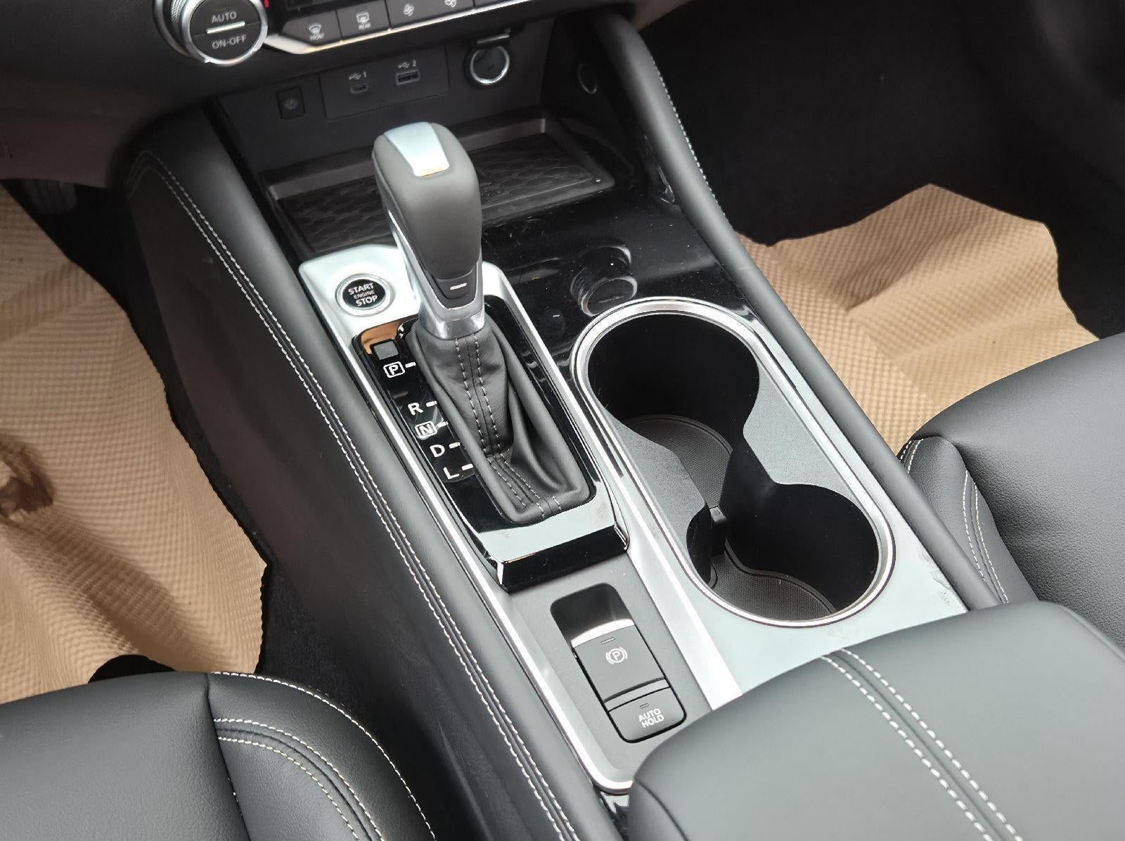 2025 Nissan Altima SL