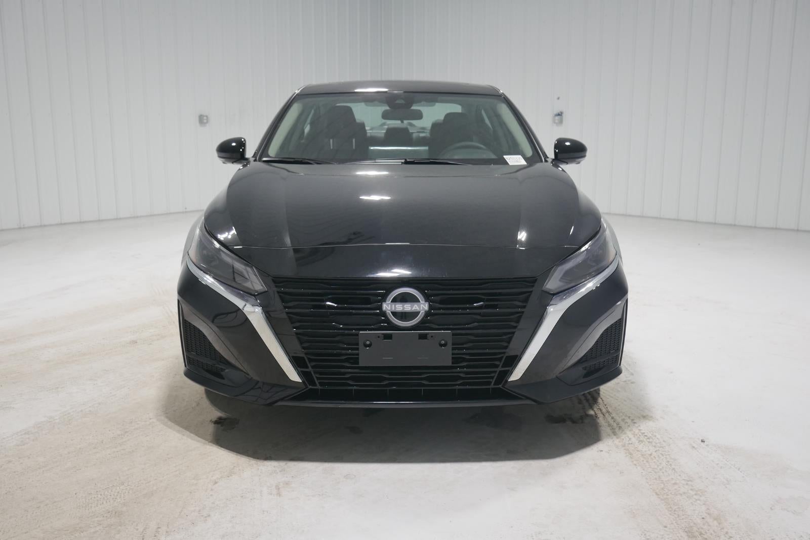 2025 Nissan Altima SL