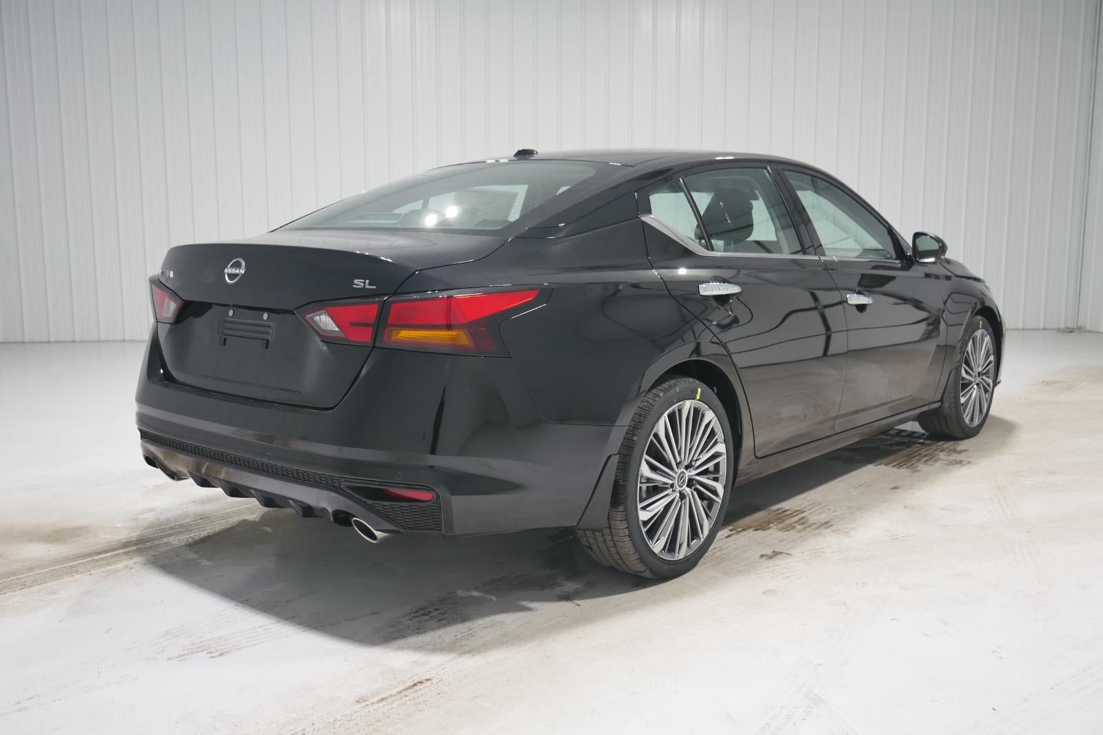 2025 Nissan Altima SL