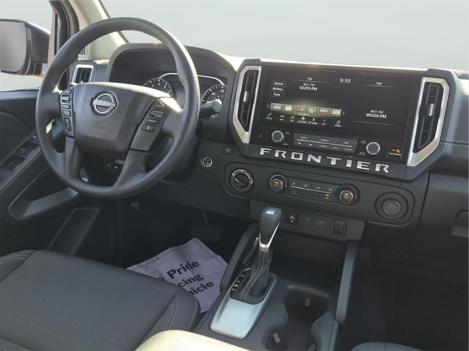 2025 Nissan Frontier SV