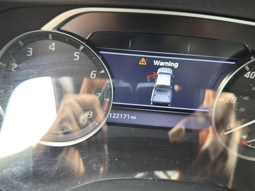 2022 Nissan Frontier SV