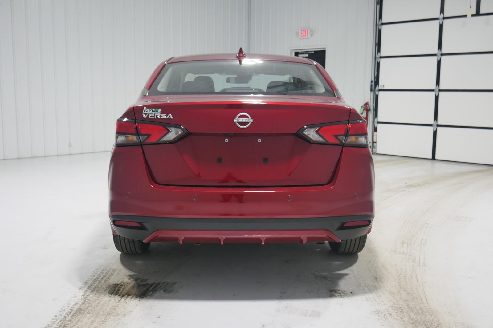 2025 Nissan Versa SV