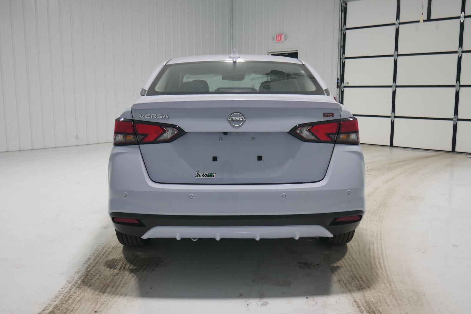 2025 Nissan Versa SR