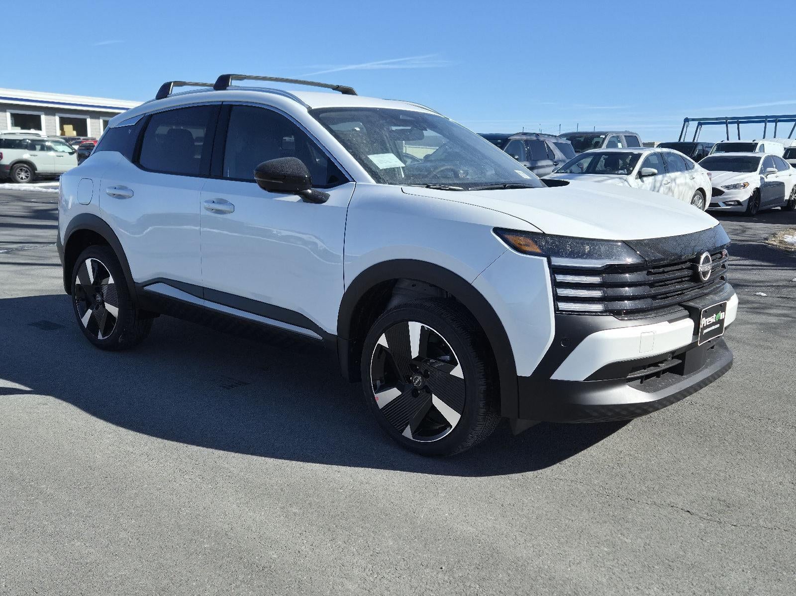 2026 Nissan Kicks SR