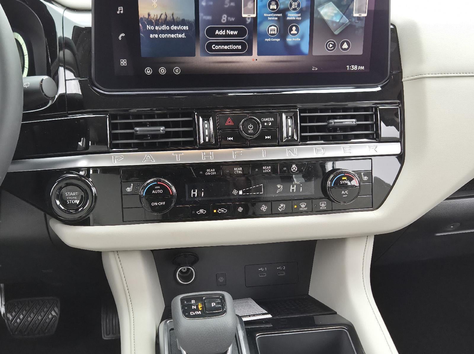 2026 Nissan Pathfinder SL