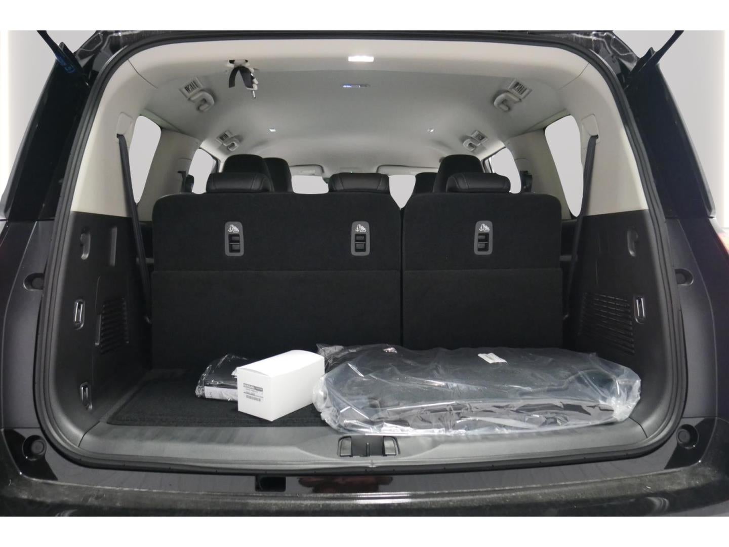 2026 Nissan Armada SV