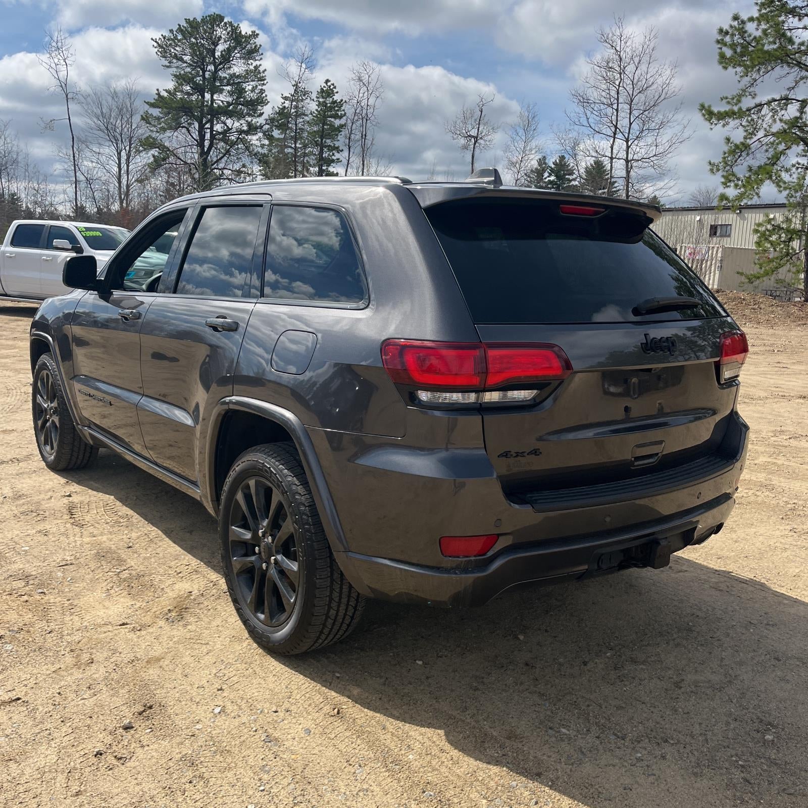 2020 Jeep Grand Cherokee Altitude