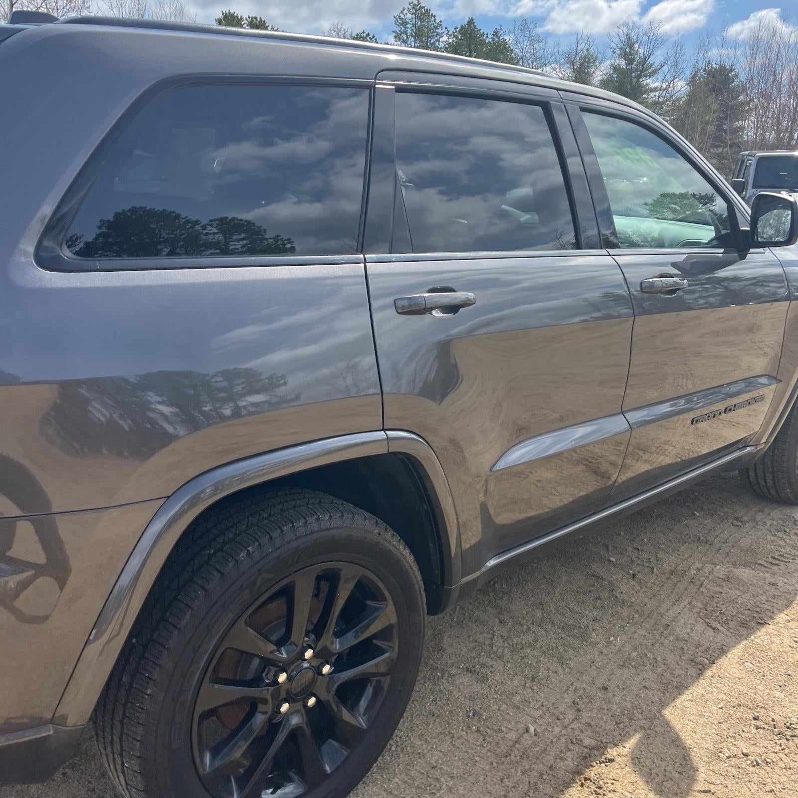 2020 Jeep Grand Cherokee Altitude