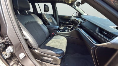 2022 Jeep Grand Cherokee Altitude