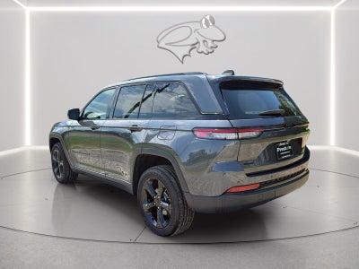 2022 Jeep Grand Cherokee Altitude