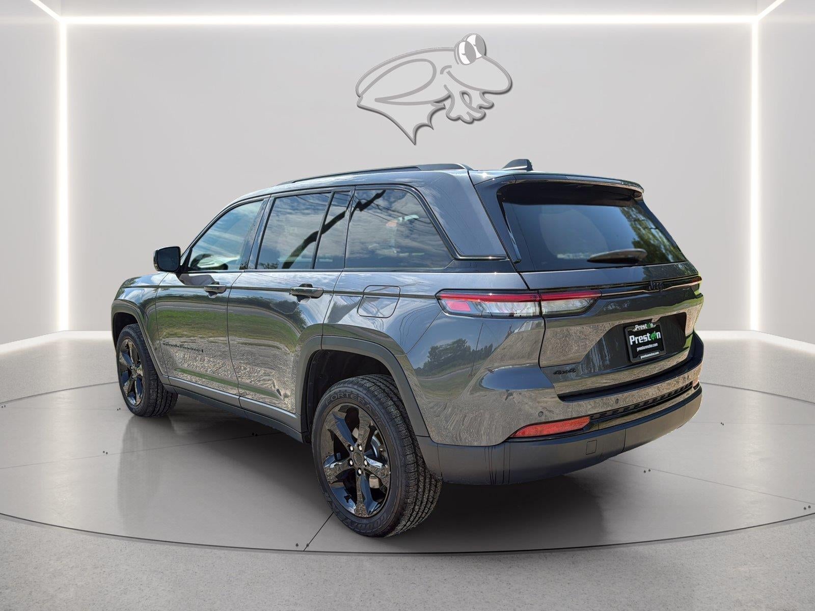 2022 Jeep Grand Cherokee Altitude