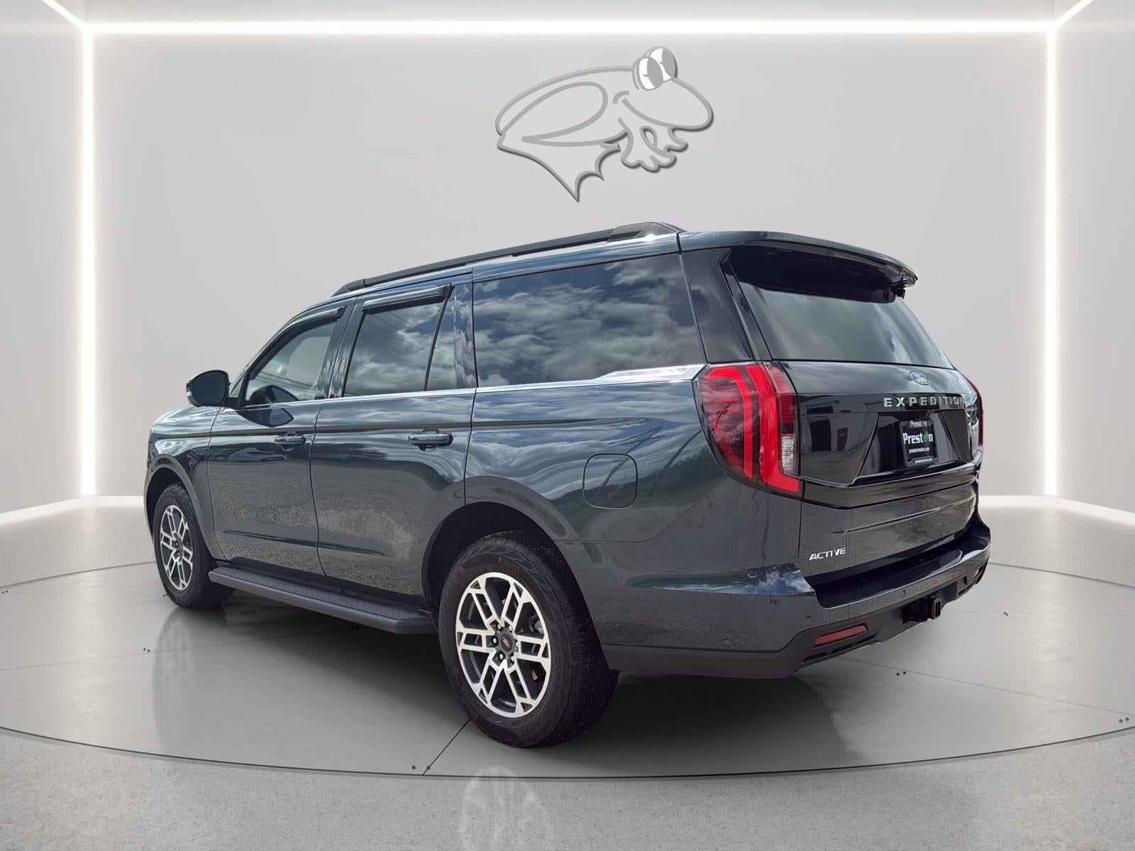 2025 Ford Expedition Active
