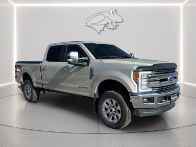 2017 Ford Super Duty F-250 Lariat