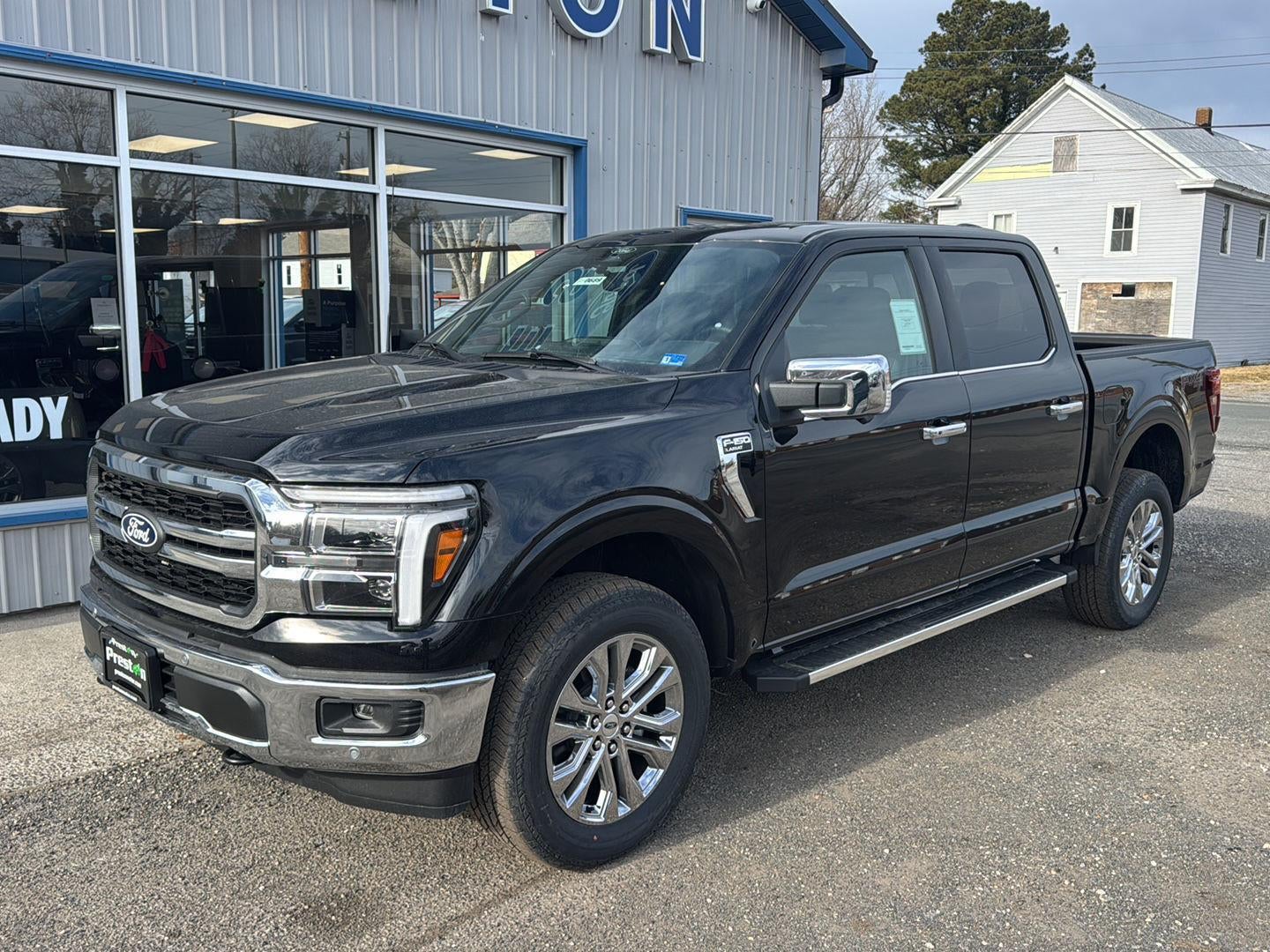 2025 Ford F-150 LARIAT