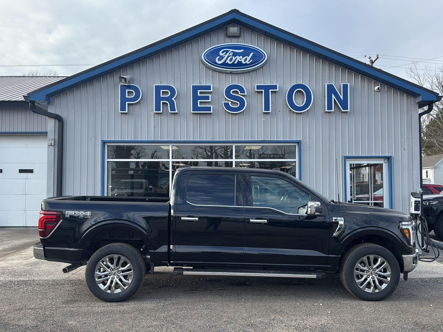 2025 Ford F-150 LARIAT