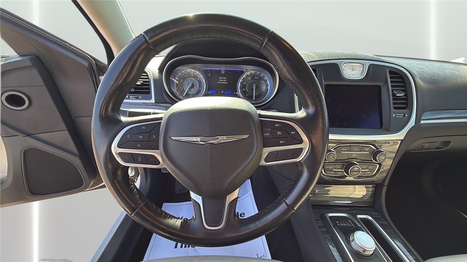 2022 Chrysler 300 Touring