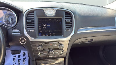 2022 Chrysler 300 Touring