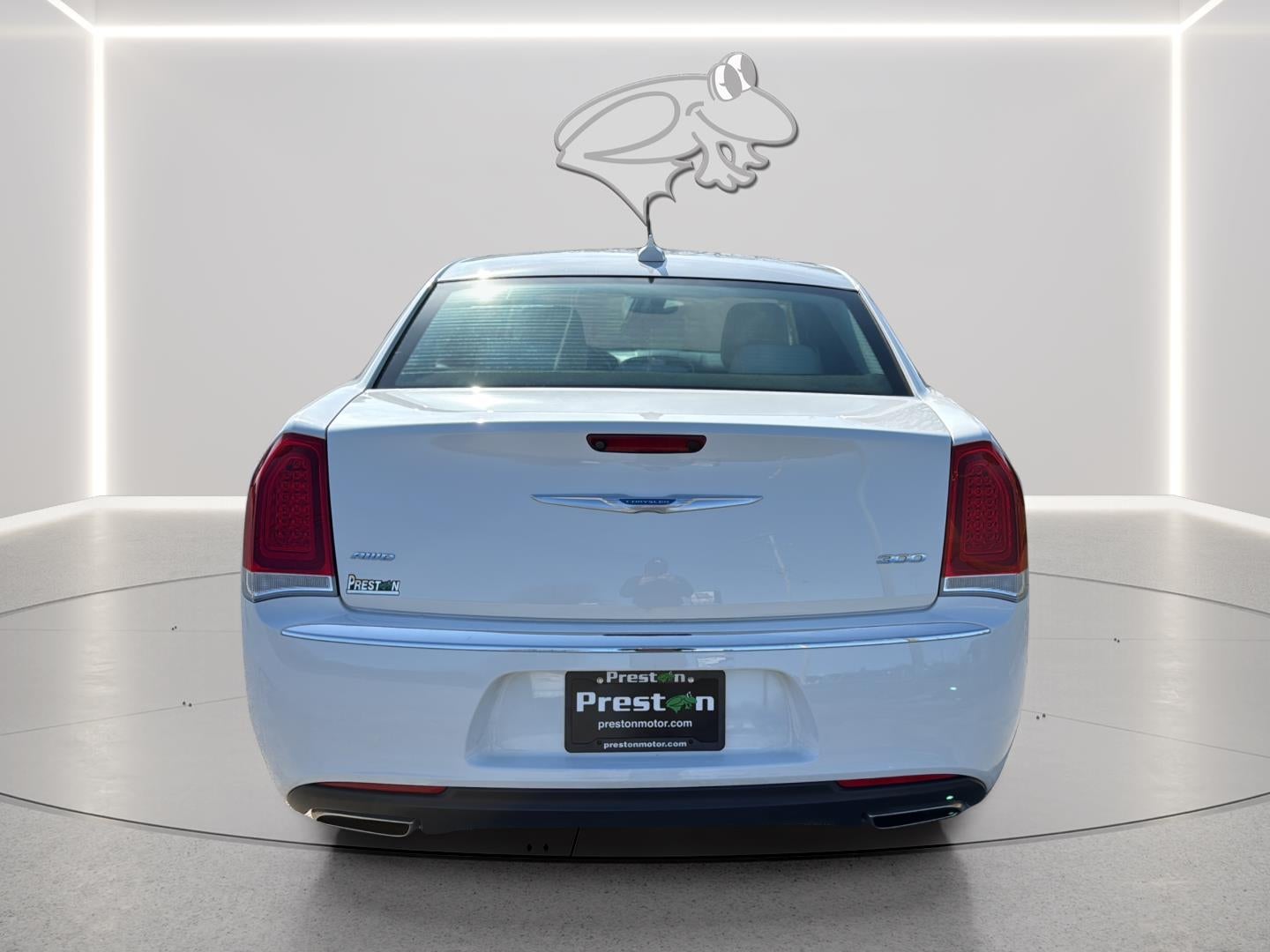 2022 Chrysler 300 Touring