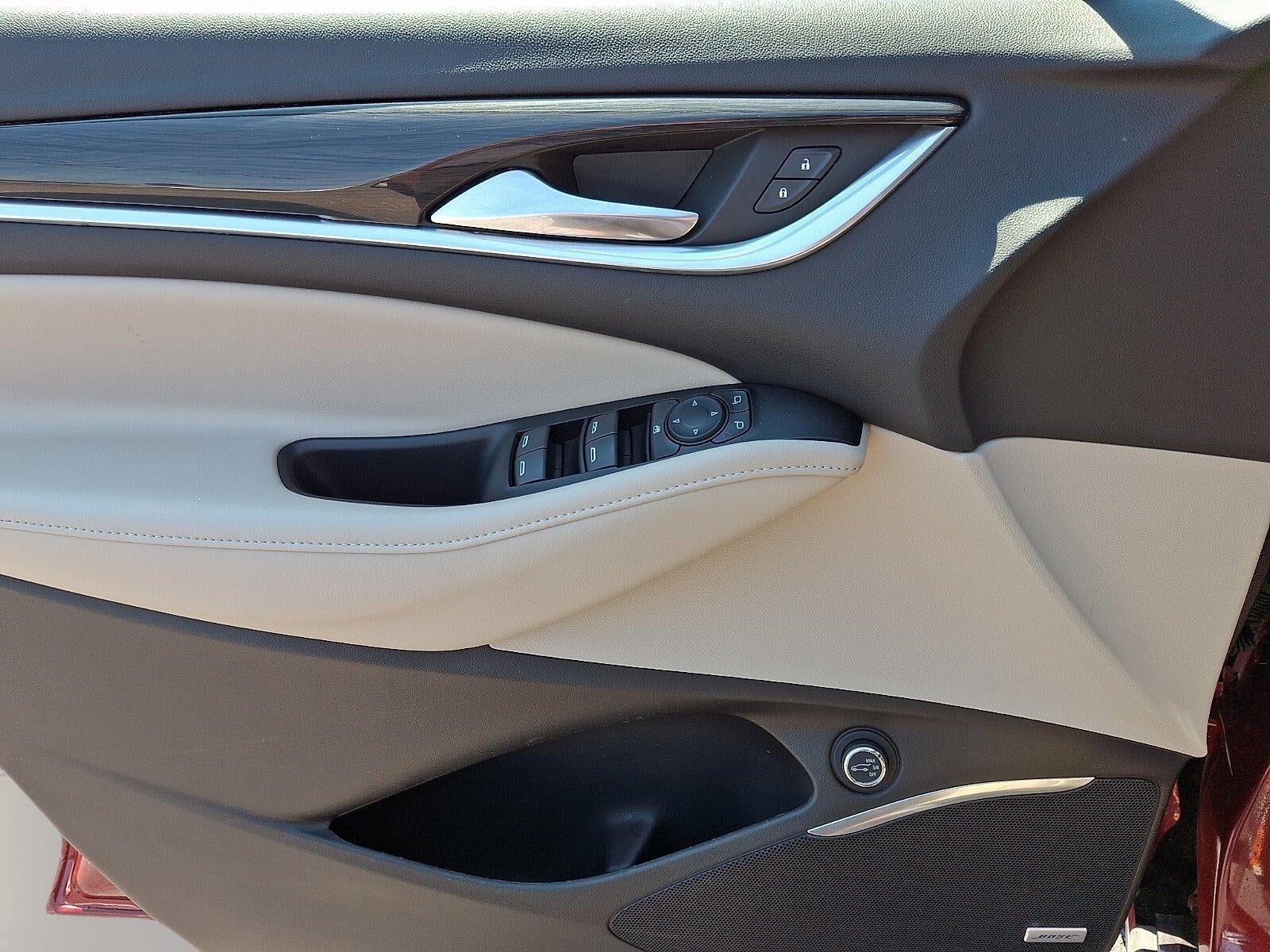 2020 Buick Enclave Essence