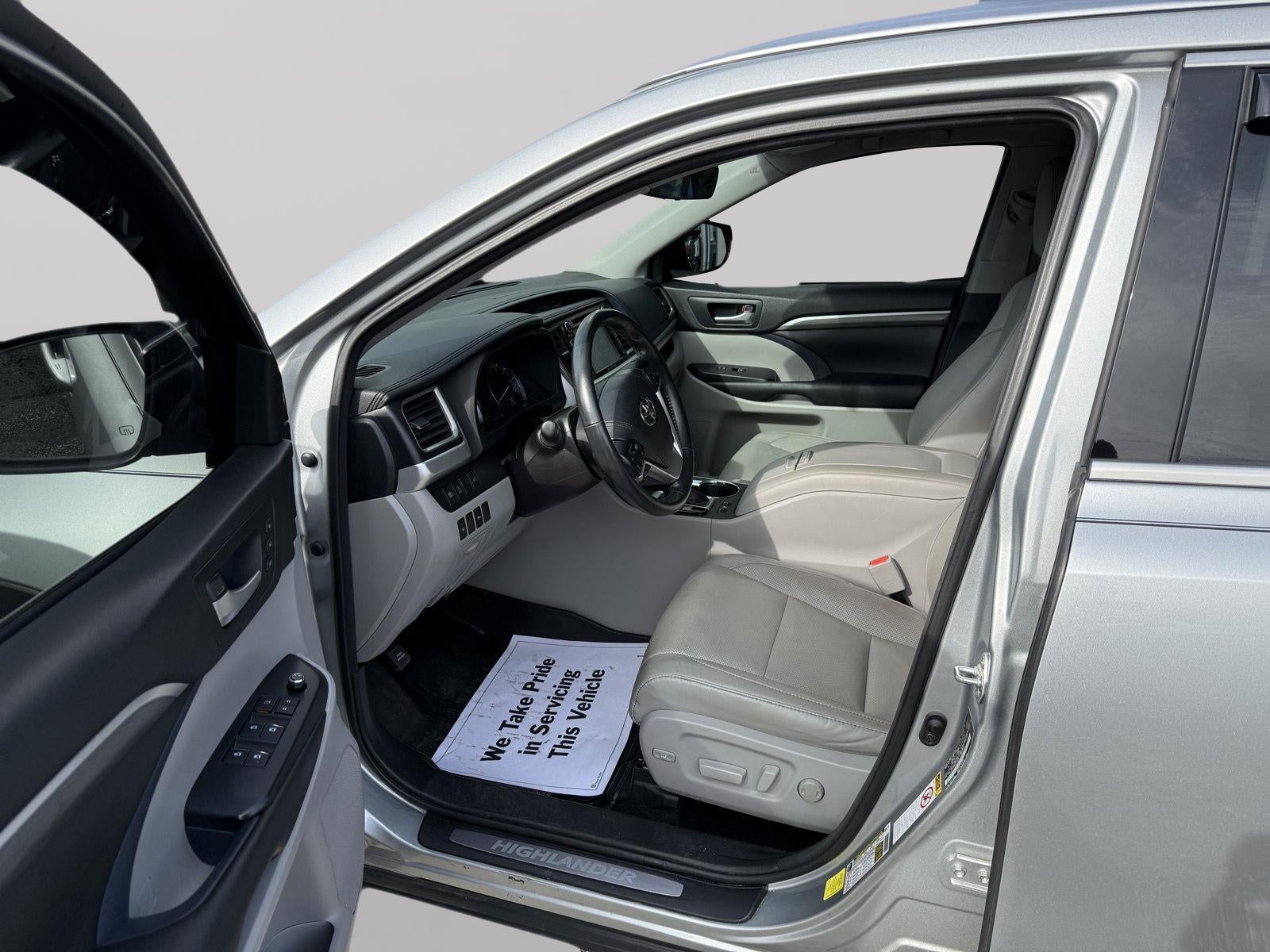 2017 Toyota Highlander Limited