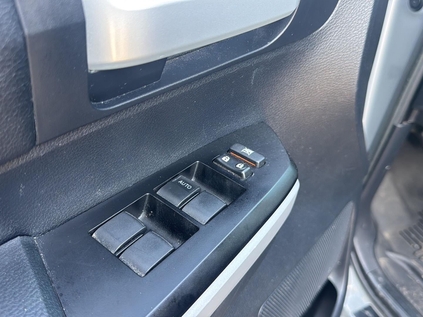 2019 Toyota Tundra SR5