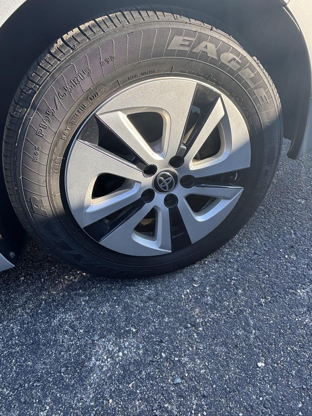 2017 Toyota Prius Two